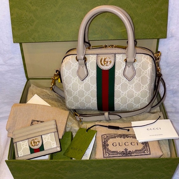 Gucci Handbags - Gucci Authentic Small Cream Boston Bag With Matching Card Holder 🤎🤍👜
